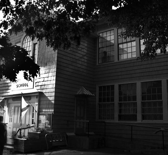 photo © Ken Flett, 2013